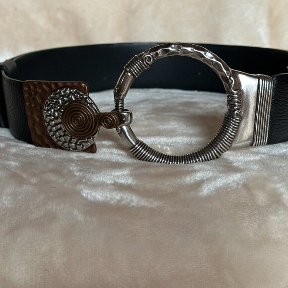 Elegant Black and Silver Women\'s Belt main image 4